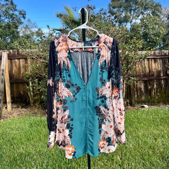 Free People Mikayla Print Long Sleeve Tunic in Green Balsam Combo Size S - Picture 4 of 11